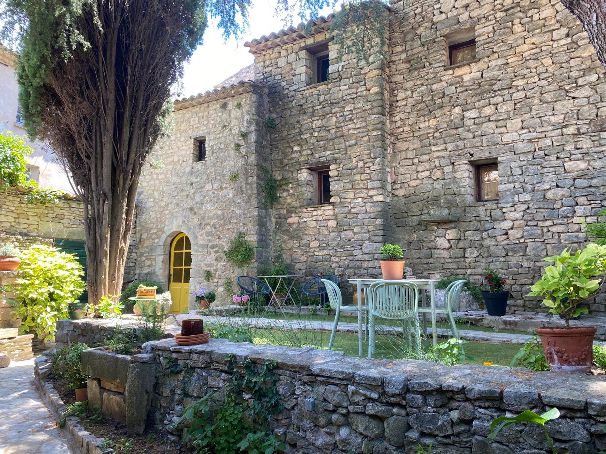 Auberge Du Boisset Saint-Martin-de-Castillon Екстериор снимка